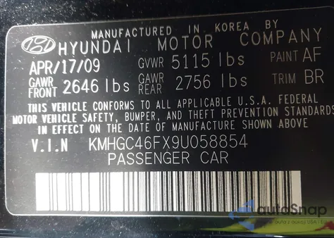 2009 Hyundai Genesis 4.6 z USA, uszkodzony, nr VIN KMHGC46FX9U058854